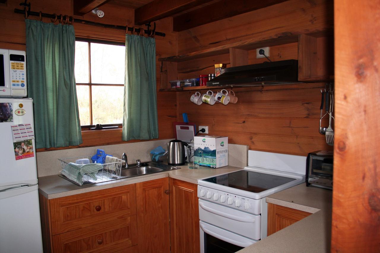 Wombat Cabin Villa Moina ภายนอก รูปภาพ